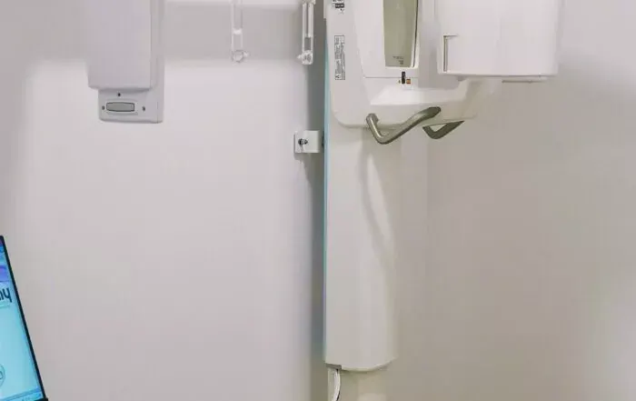 Equipo de radiografía 3D (CBCT) de la clínica
