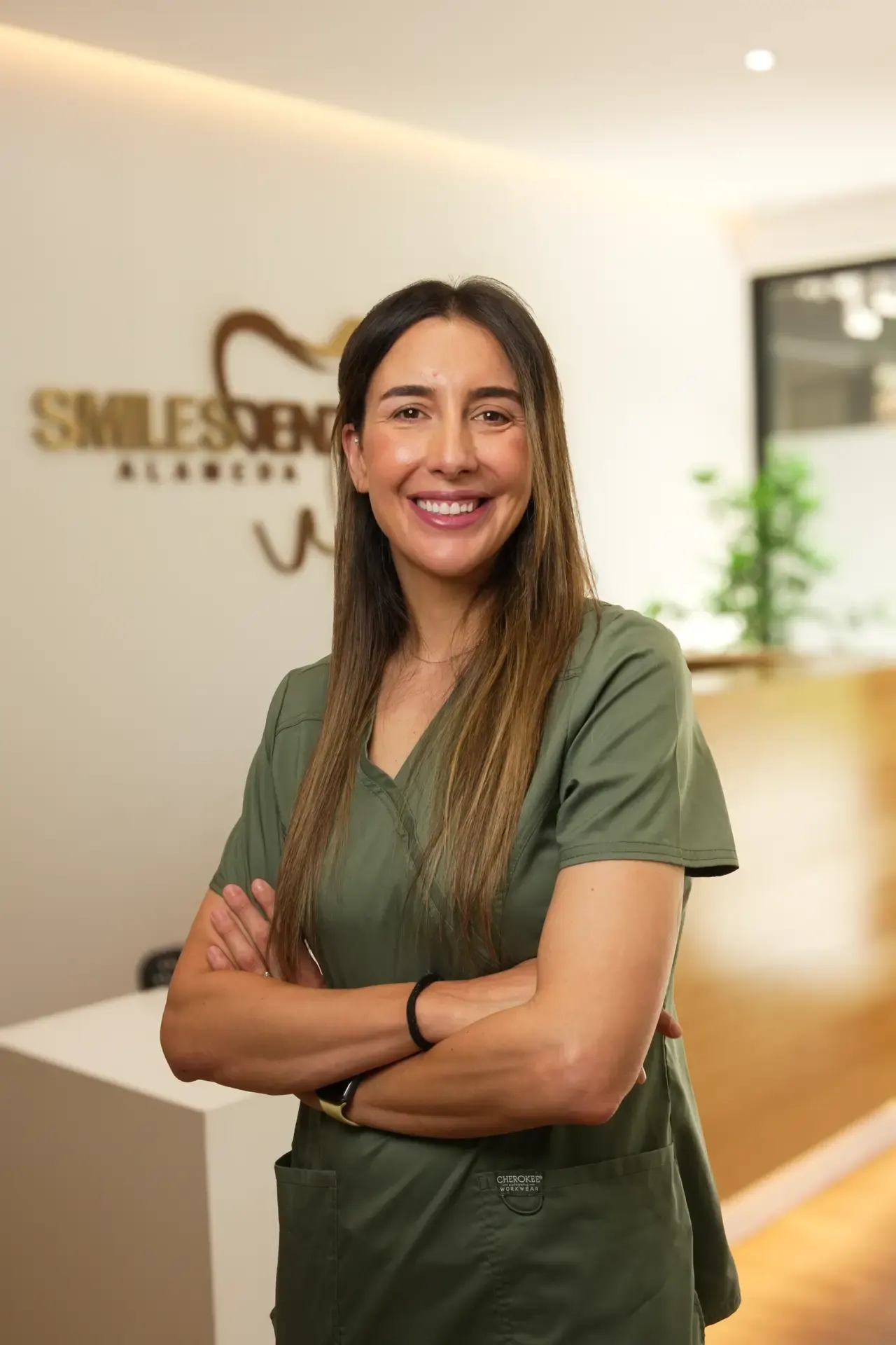Dra. María Luz Gil Jiménez, Implantología y cirugía periodontal